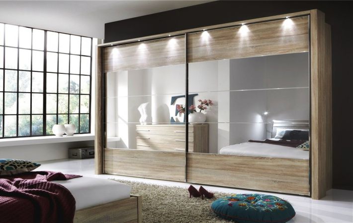 Csúszó szekrény: hogyan kell megszervezni a teret