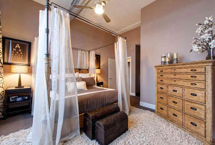 Baldachin a belső térben