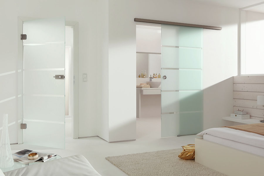 Üveg beltéri ajtók