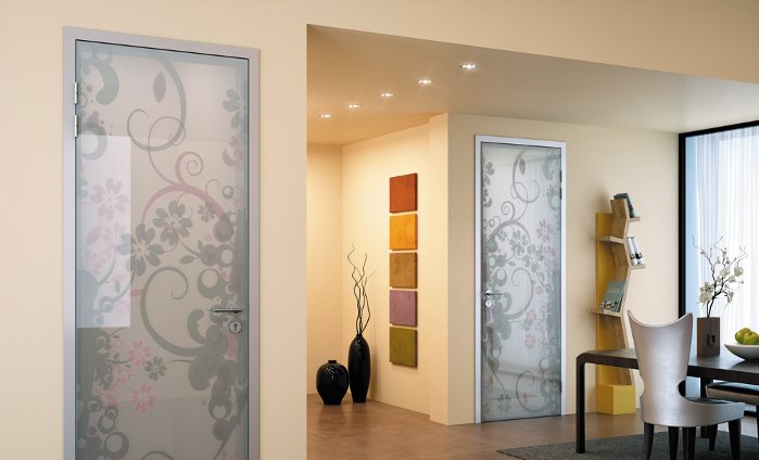 Üveg beltéri ajtók