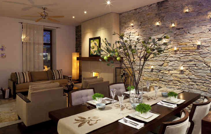 Kő a belső térben