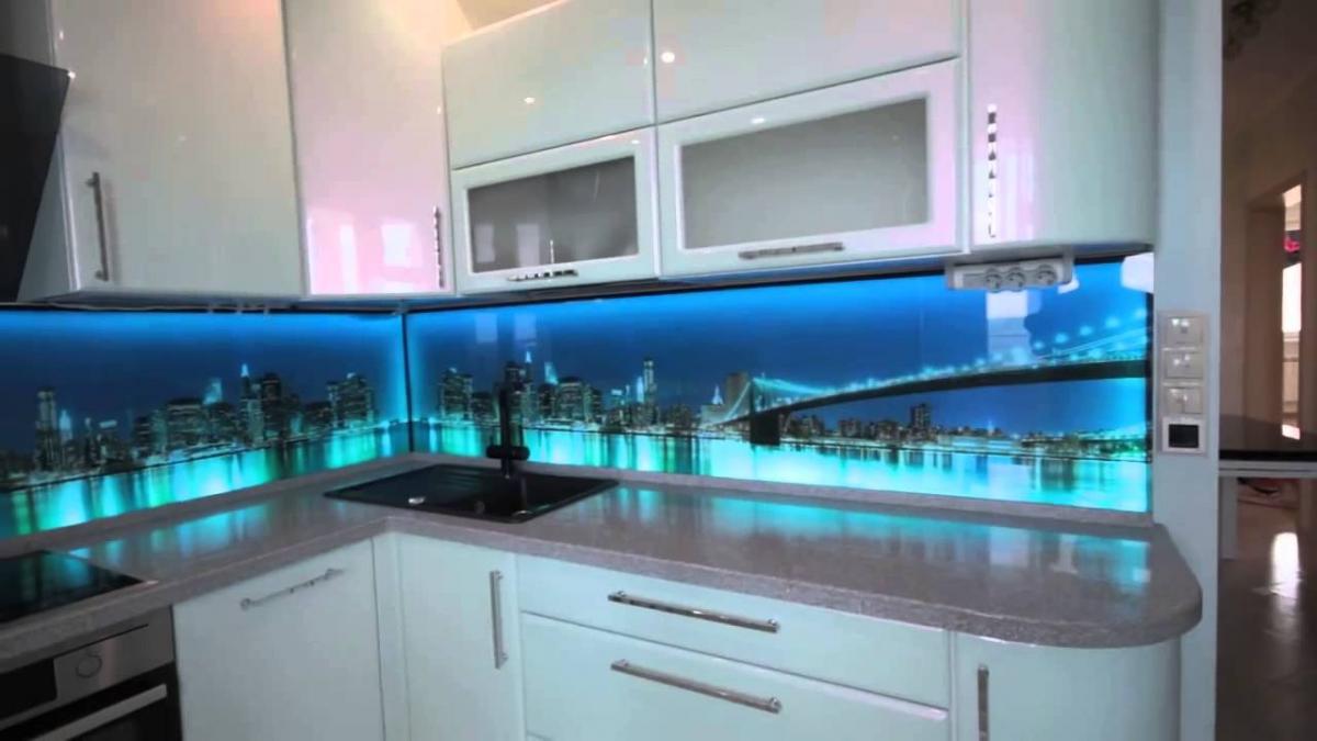 Hogyan válasszuk ki a megfelelő üveg konyhai kötényt