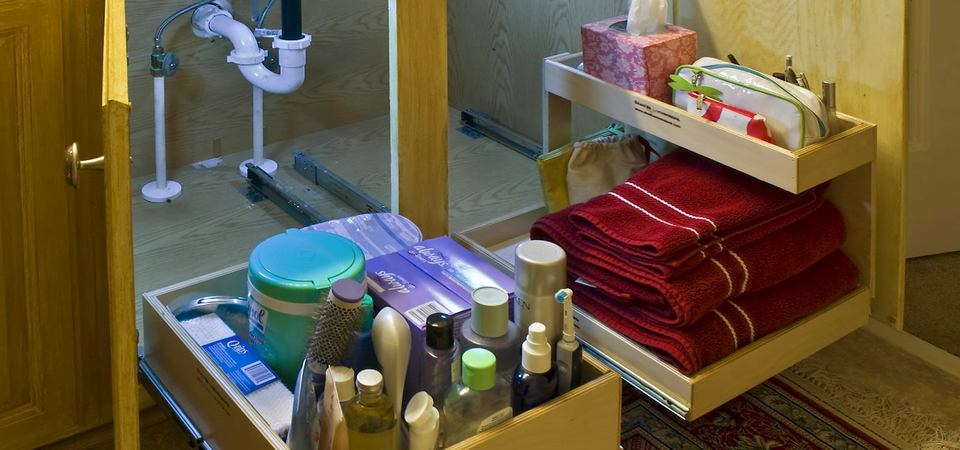 Hogyan rendezzünk helyet a mosogató alatt