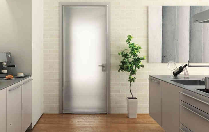 Üveg beltéri ajtók