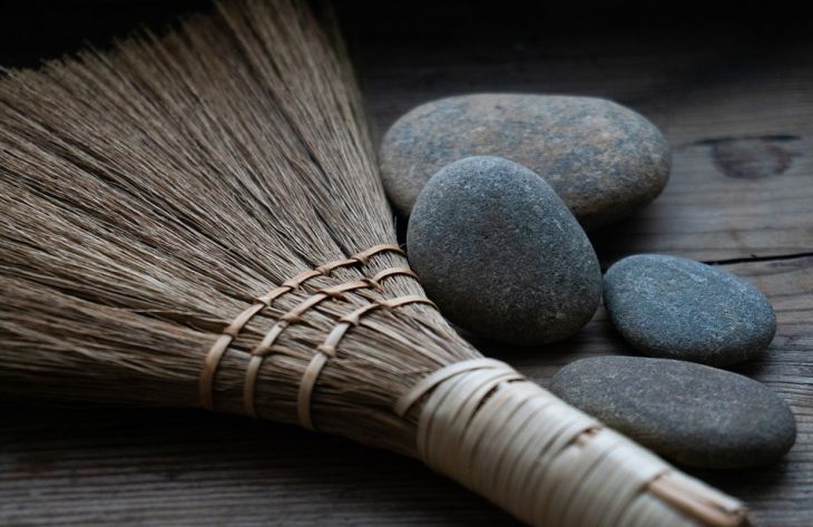 A szakértők 5 egyszerű elemet neveztek meg a házban, amelyek megvédenek a bajoktól és a kudarcoktól