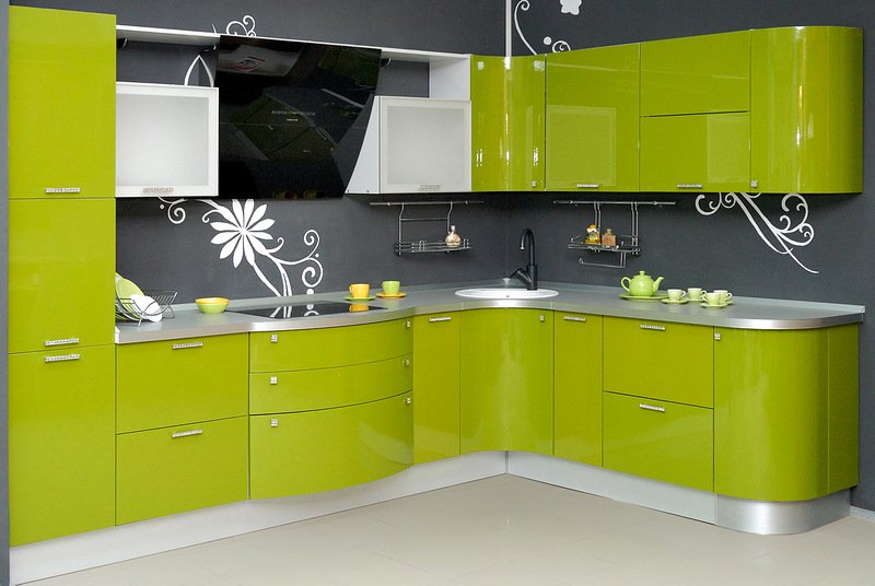 Harmonikus olajbogyó színű konyhabelső