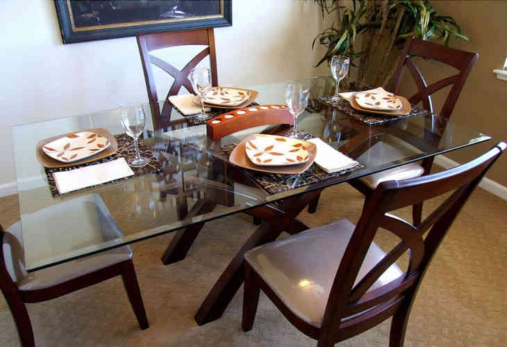 Szokatlan üveg konyhai asztalok tervezése