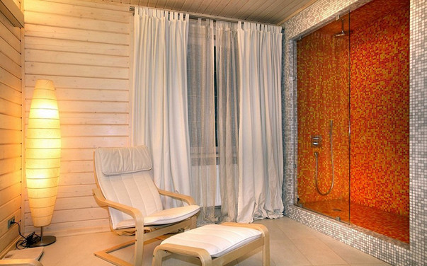 8 példa narancssárga fürdőszobákra (FOTÓK)