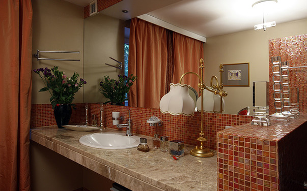 8 példa narancssárga fürdőszobákra (FOTÓK)