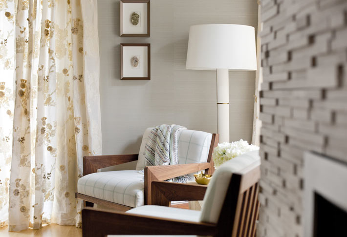 Tengeri akcentusok a hálószoba belső kialakításában (FOTÓK)