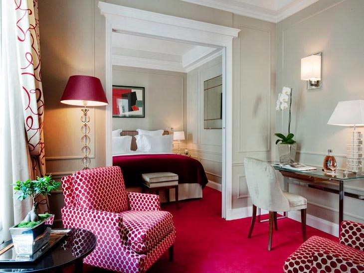 Hogyan használjuk a piros színt a belső térben (FOTÓ)