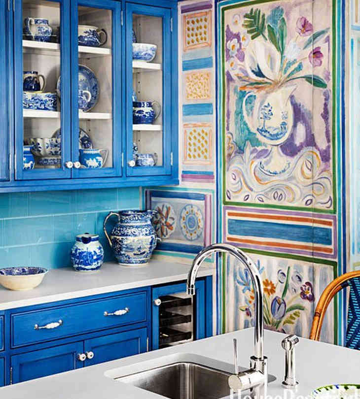 Világos kék konyha - nem szabványos megoldás (FOTÓ)