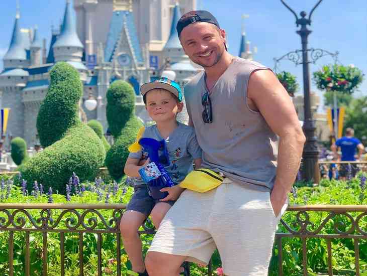 „Abszolút nem elkényeztetett”: Szergej Lazarev a fiáról beszélt