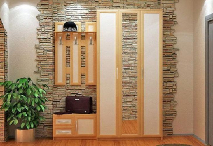 Műkő a folyosó belsejében (FOTÓ)