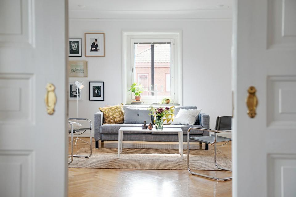 5 tipp, hogy egy kis szoba nagyobbnak tűnjön
