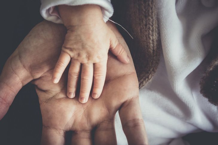 Hogyan befolyásolja a gyermekkori trauma az ember felnőtt életét