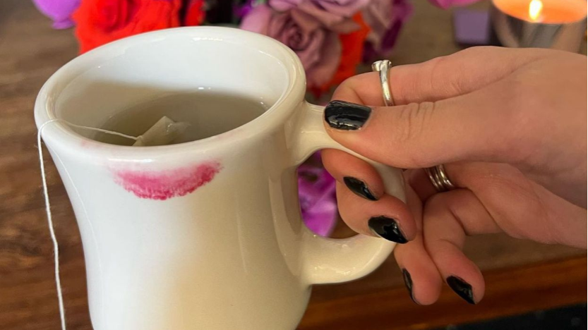 Olivia Rodrigo Nails (Instagram/oliviarodrigo)