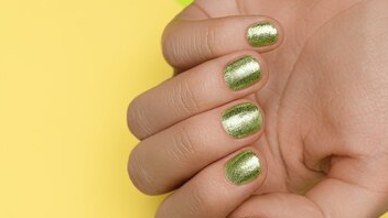 Mohazöld illusztráció (Freepik/devmaryna)