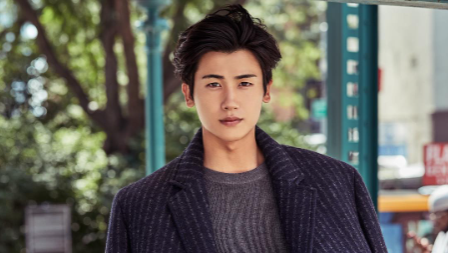 Park Hyung Sik (Instagram/@phs1116)