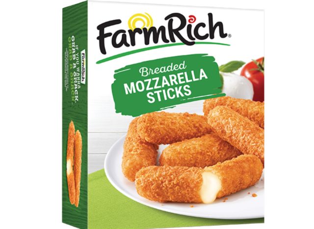 farm gazdag panírozott mozzarella rudak