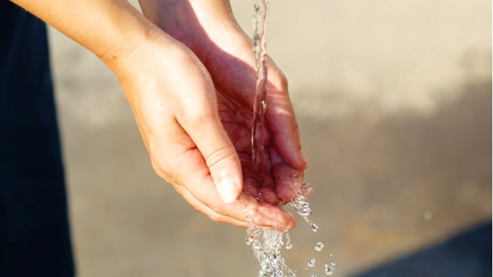 Mosson kezet a vírusok és kórokozók eltávolítására