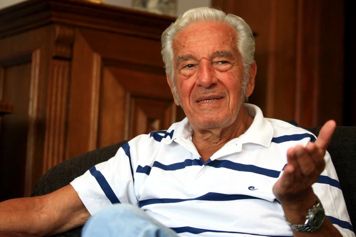 Sergiu Nicolaescu 2 filmet k&eacute;sz&iacute;tett R&acirc;șnov Citadell&aacute;ban / fot&oacute;: arch&iacute;vum