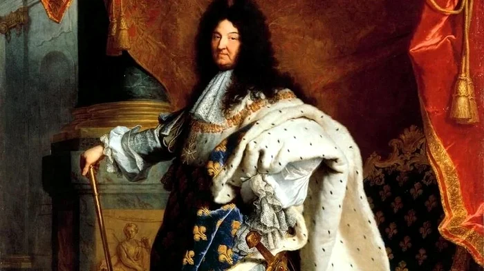 A Napkir&aacute;lynak m&aacute;r akkor is j&oacute;l bev&aacute;lt ritu&aacute;l&eacute;ja volt, amikor kikelt az &aacute;gyb&oacute;l / fot&oacute;: Historia.ro