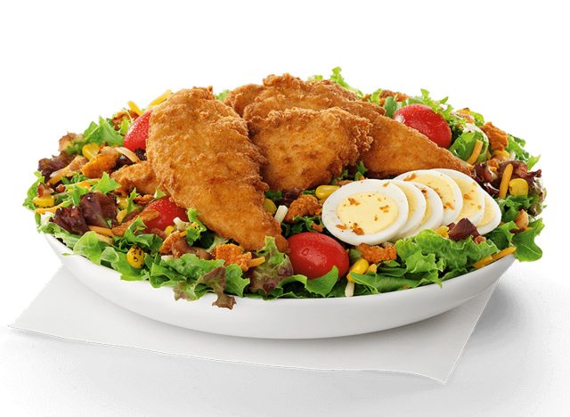 Cobb saláta csirke-fil-A Chick-n-Strips