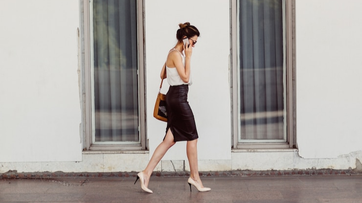 Midi szoknya illusztráció (Freepik/ArthurHidden)