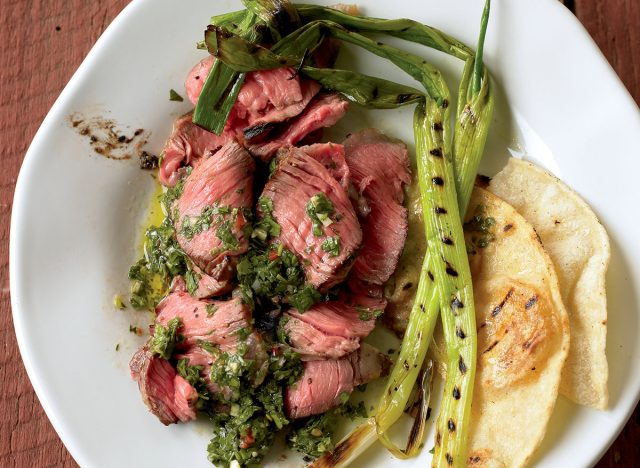 steak chimichurri recept