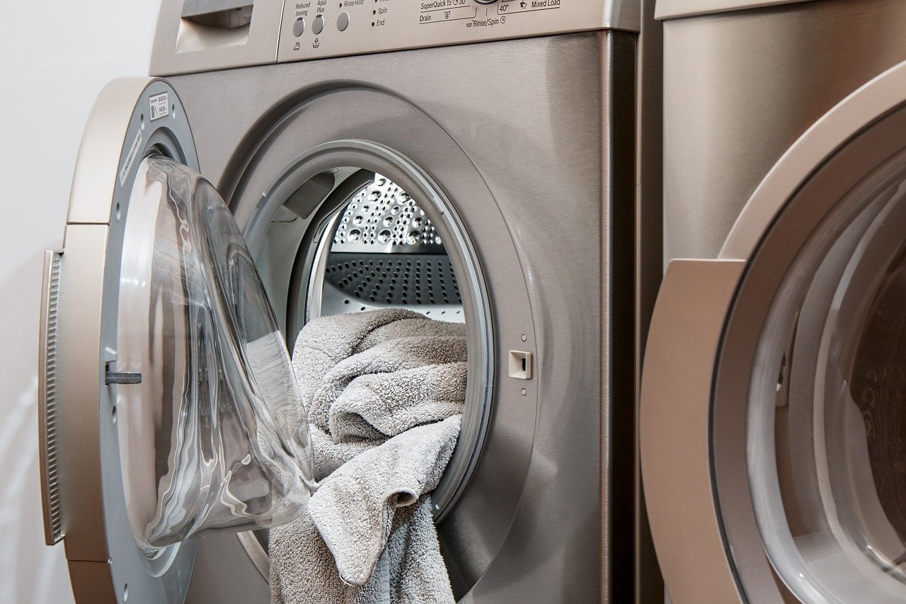 Ötletes módszer a mosógép vízkőmentesítésére kevesebb, mint 20 centért!