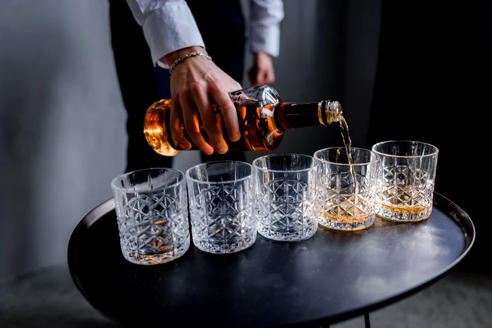 Az alkohol lefekvés előtt rossz alvásminőséghez vezet FOTÓ Freepik