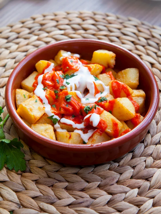 Burgonya - Patatas bravas Photo shutterstock 1604984695 jpg