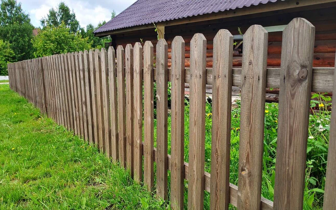 20 évig egy fa kerítés lép be: egy országszakértő nevezte el a táblák védelmének módját 20 évig egy fa kerítés lép be: egy országszakértő nevezte el a táblák védelmének módját